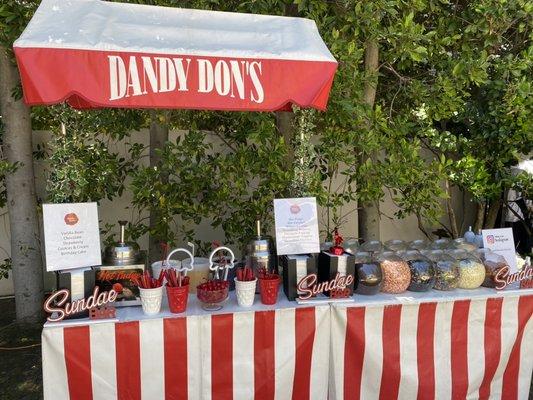 Sundae bar 4 foot set up