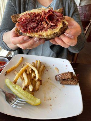 Rueben- tons of meat!!!