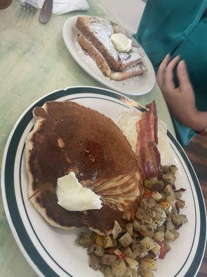 The toy rail and French toast