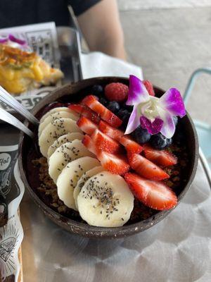 Acai Bowl.. their granola was so good