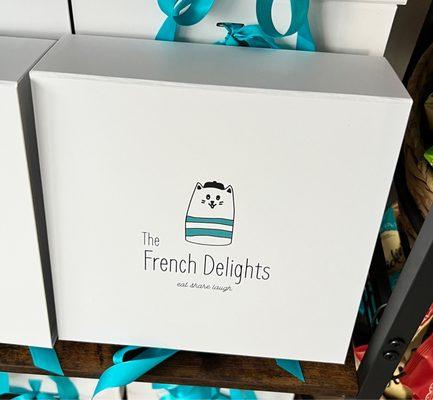 Pretty bakery box.