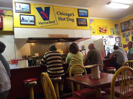 Inside (Mike's Chicago Dog and More: Asheboro, NC)