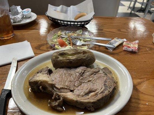 This is the Rib Eye special, comes with a choice of 2 sides, including bread: $22.99 Available Fri & Sat after 4p