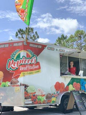 Repiccis Italian Ice enjoying Florida weather at a beautiful park in Orlando!