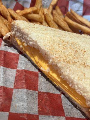 the 'Grilled' Cheese Sandwich aka slices of Kraft singles on toast