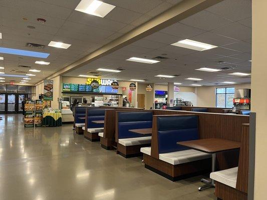 Food Court