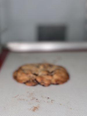 Chocolate chip cookie