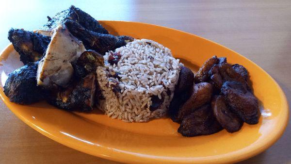 Jerk chicken, rice n peas and plantains