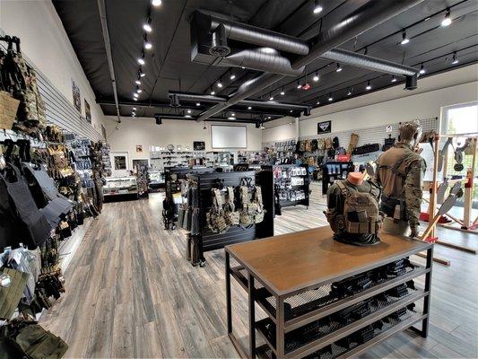 Reno NV leading tactical store with plate carriers, chest rigs, body armor and magazine pouches.