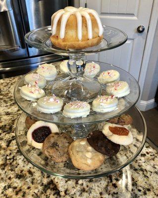 Assorted dozen hungry bear cookies for my dessert setting