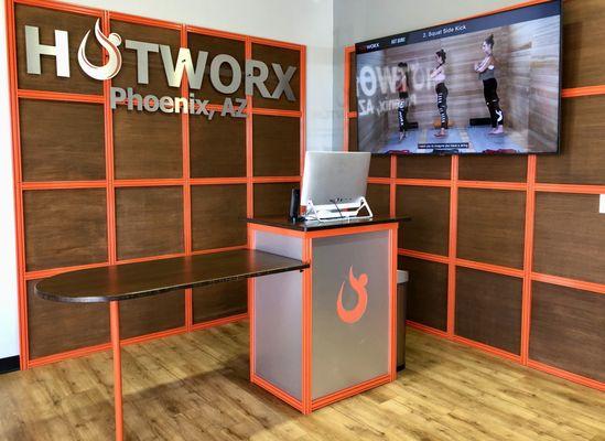 HOTWORX Phoenix (Tatum & Bell) Lobby Front Desk