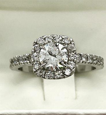 Cushion halo diamond engagement ring