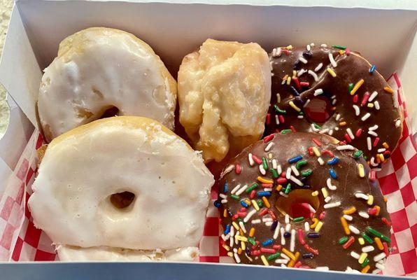 Very limited options later in the morning so we opted for vanilla glazed, chocolate glazed with sprinkles and buttermilk glazed