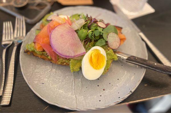 Smoked Salmon Tartine*