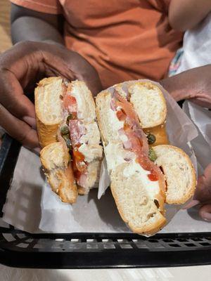 Smoked salmon bagel