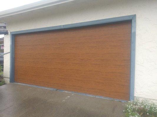 Ultra Grain flush panel