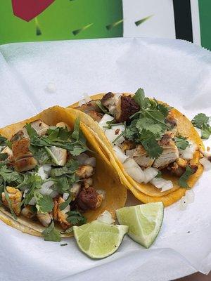 Tacos de pollo