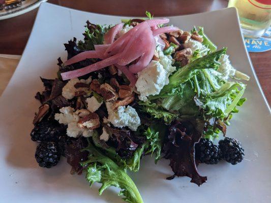 Blackberry goat cheese salad