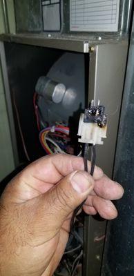 Burnt Inducer connection at control board.