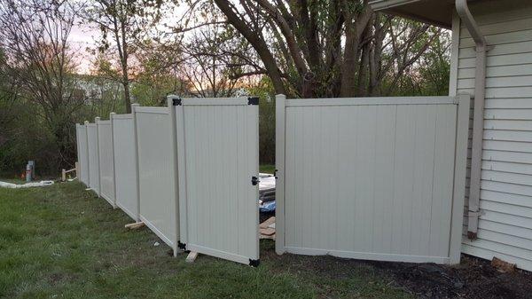 Vinyl Fence Installation