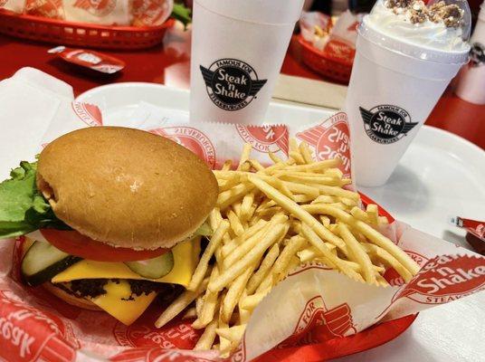 Double Steakburger Double Cheese Snickers shake