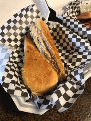 Cuban sandwich