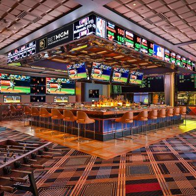 BetMGM Sportsbook & Lounge