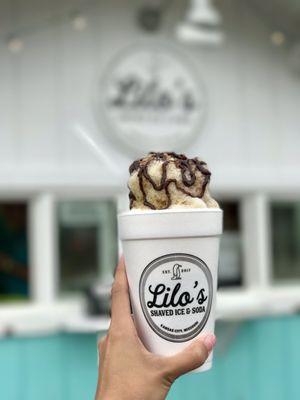 Leaky cauldron! Butter beer, vanilla, stuffed with vanilla ice cream and topped with chocolate syrup! Yum!