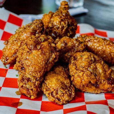 Soy Garlic Wings , IG: allie_eats_world