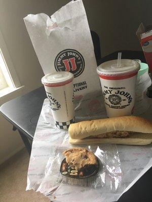 Thanks Jimmy Johns for the exceptional service, my order was exactly right, affordable, and was delivered to me in less than 10min!