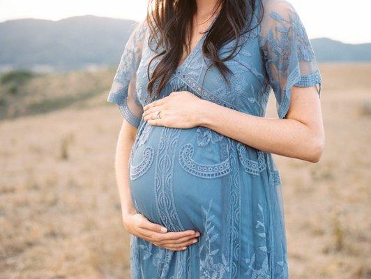 Maternity photography by Jamie Diger