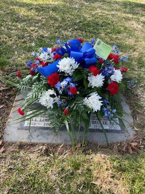 BEAUTIFUL FLOWER ARRANGEMENTS  TAKEN FOR MY FATHER AND MOTHER