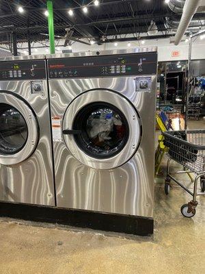 Look at the cleanliness at these washers!