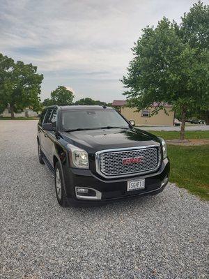 Our GMC Yukon Denali XL cab and executive car service.