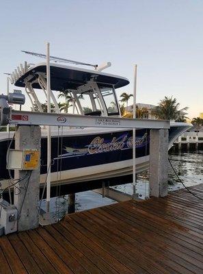 S.A Marine Services, LLC  16,000lbs ACE Boat Lift 4Post