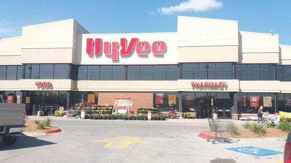 Hy-Vee Fast & Fresh