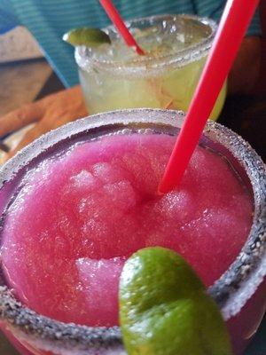 Prickly Pear and Mango margaritas to start and on to the 8oz Top Sirloin with pineapple Yama. Pretty good. Would stop again.