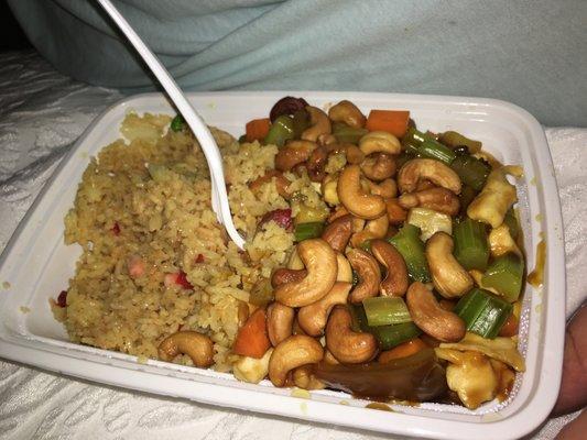 Cashew chicken combo.