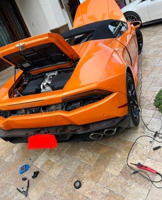 Lamborghini with some electrical issues MOBILE MECHANIC ‍