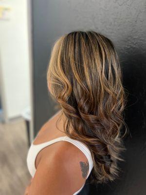 Caramel balayage with layers