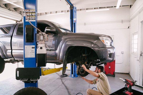 We specialize in the repair and service of Toyota/Lexus and Honda/Acura vehicles