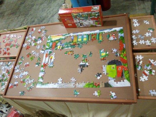 Wide selection of puzzle tables at unbelievable prices