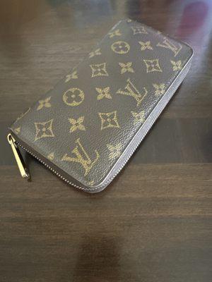 LV wallet