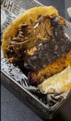 Arepa de Pabellon