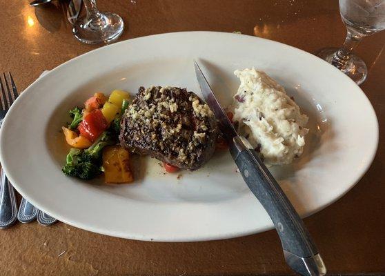 Filet Mignon, smashed potatoes, & veggies