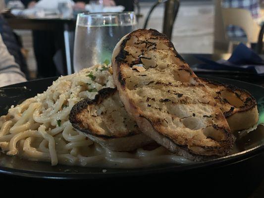 Clams with pasta