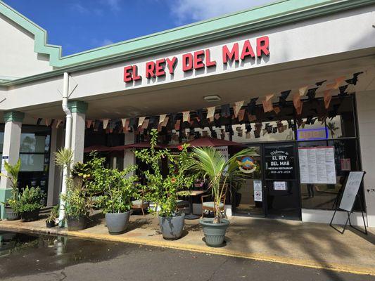 Restaurant Front. Love the plants.