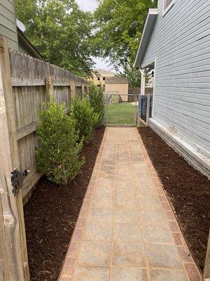 Paver pathway