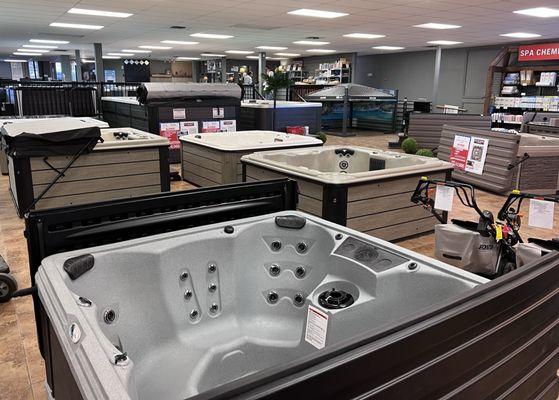 Multiple brands of hot tubs mostly all built in the USA