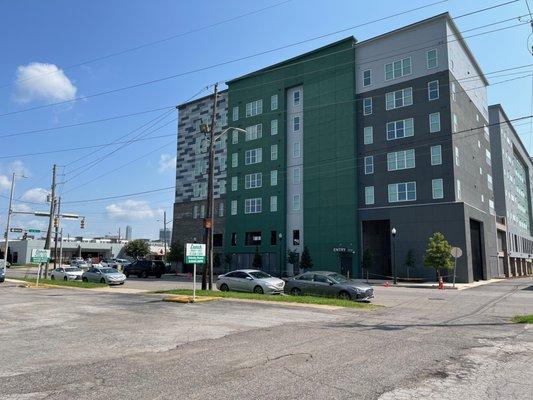 The nabe: Ted's is surrounded by new construction like this high-rise, near the University of Alabama at Birmingham.